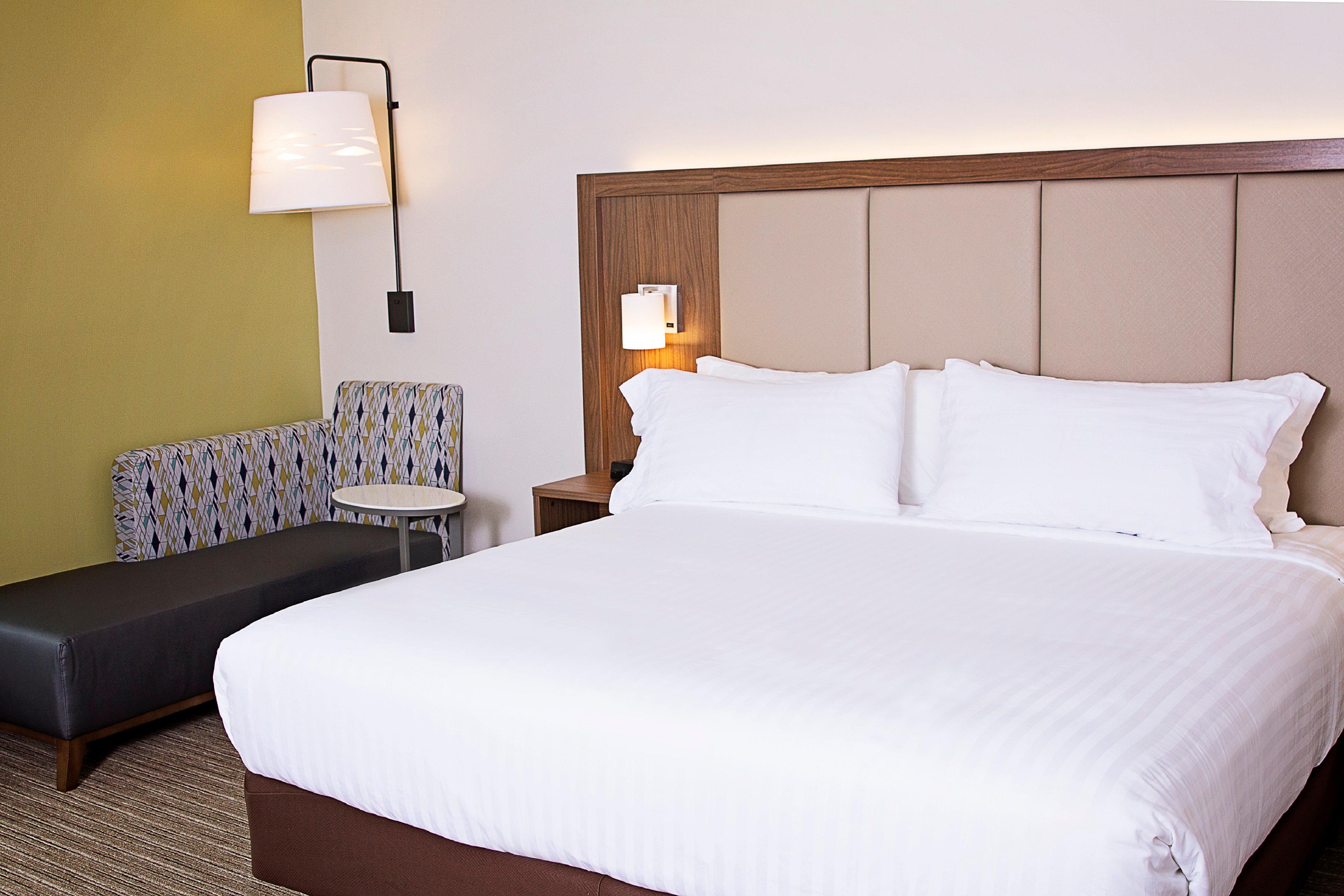 Holiday Inn Express & Suites Greenwood Mall By Ihg Esterno foto
