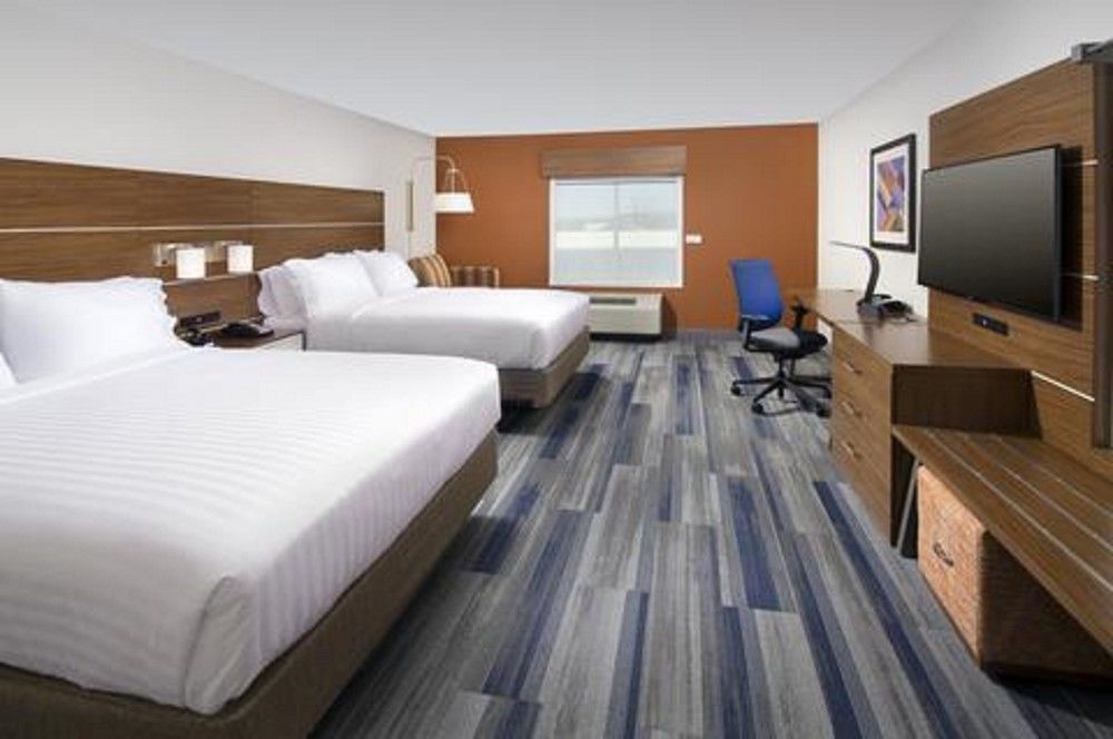 Holiday Inn Express & Suites Greenwood Mall By Ihg Esterno foto
